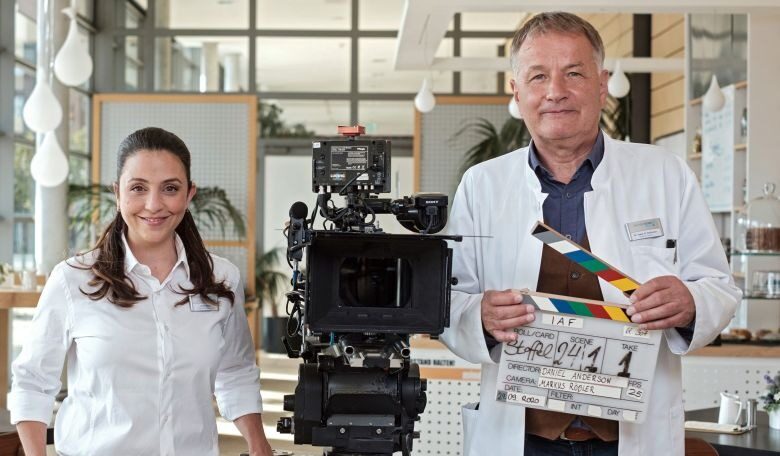 In Aller Freundschaft Gro es Fan Fest Mit Exklusivem Blick Hinter Die 