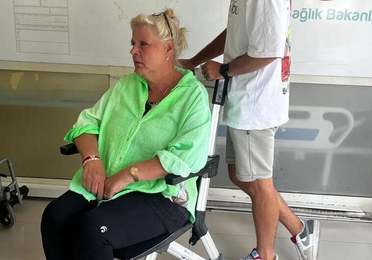 Silvia Wollny: Schock-Foto aus Krankenhaus zeigt sie im Rollstuhl